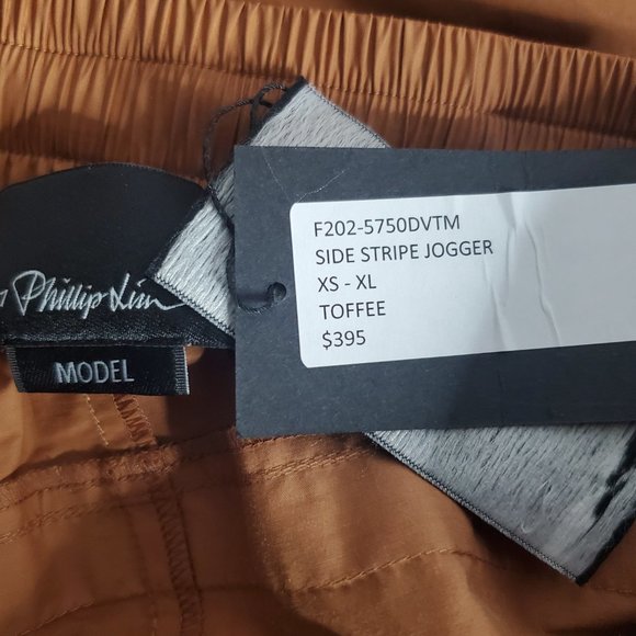3.1. Phillip Lim Contrast Stripe Jogger Unisex - Picture 10 of 10